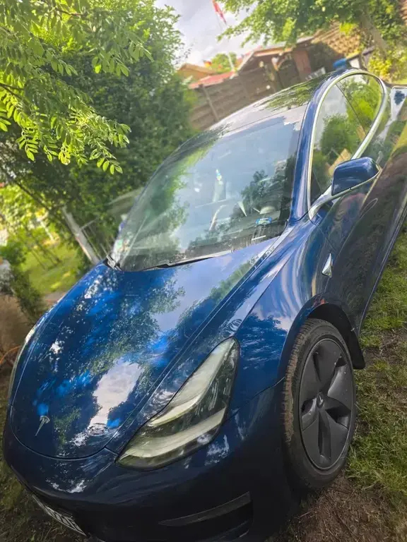 Main__Slider__Photo:Tesla Model 3 Langstreckenbatterie - Hinterradantr... 07/2019-1