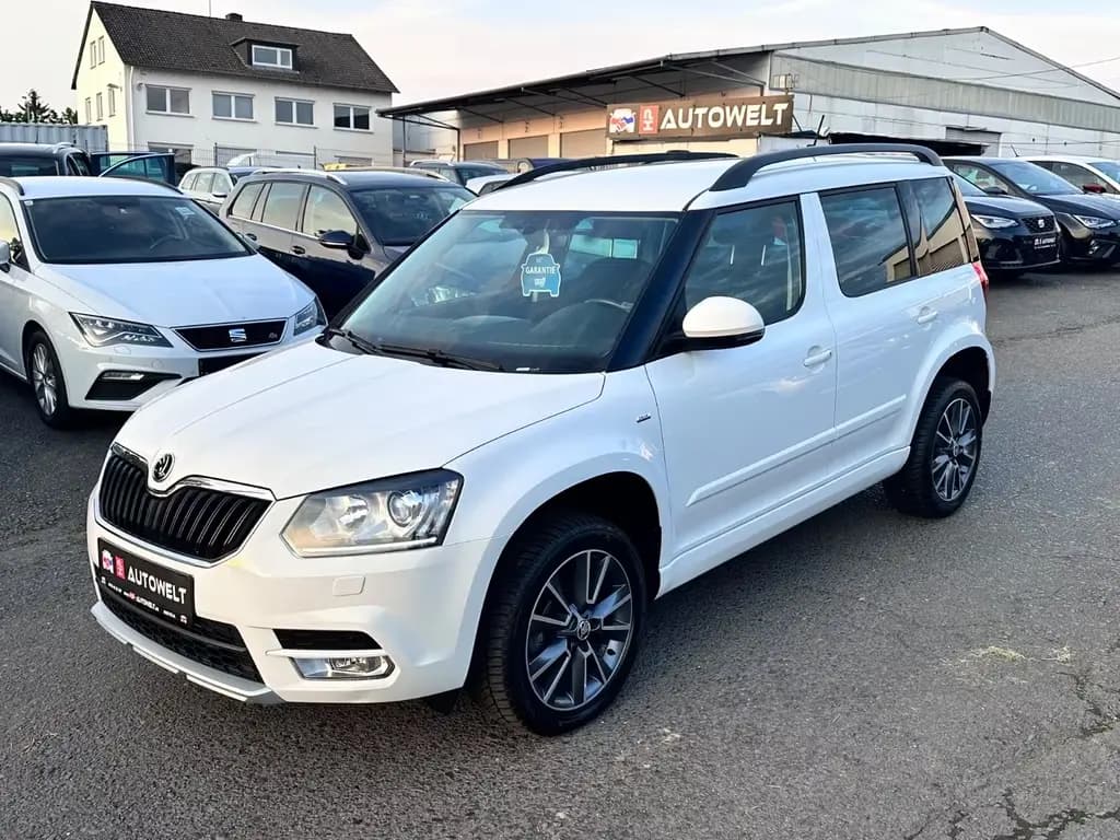 Main__Slider__Photo:Skoda Yeti Drive Automatik 110PS NAVI SHZ PDC CARPLAY 11/2017-0