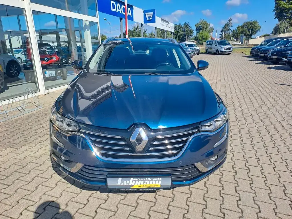 Main__Slider__Photo:Renault Talisman Grandtour Limited 07/2020-1