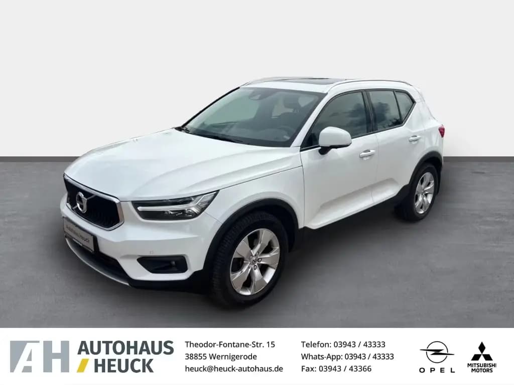 Main__Slider__Photo:Volvo XC40 Momentum AWD Navi Leder Digitales Cockpit M 08/2018-0