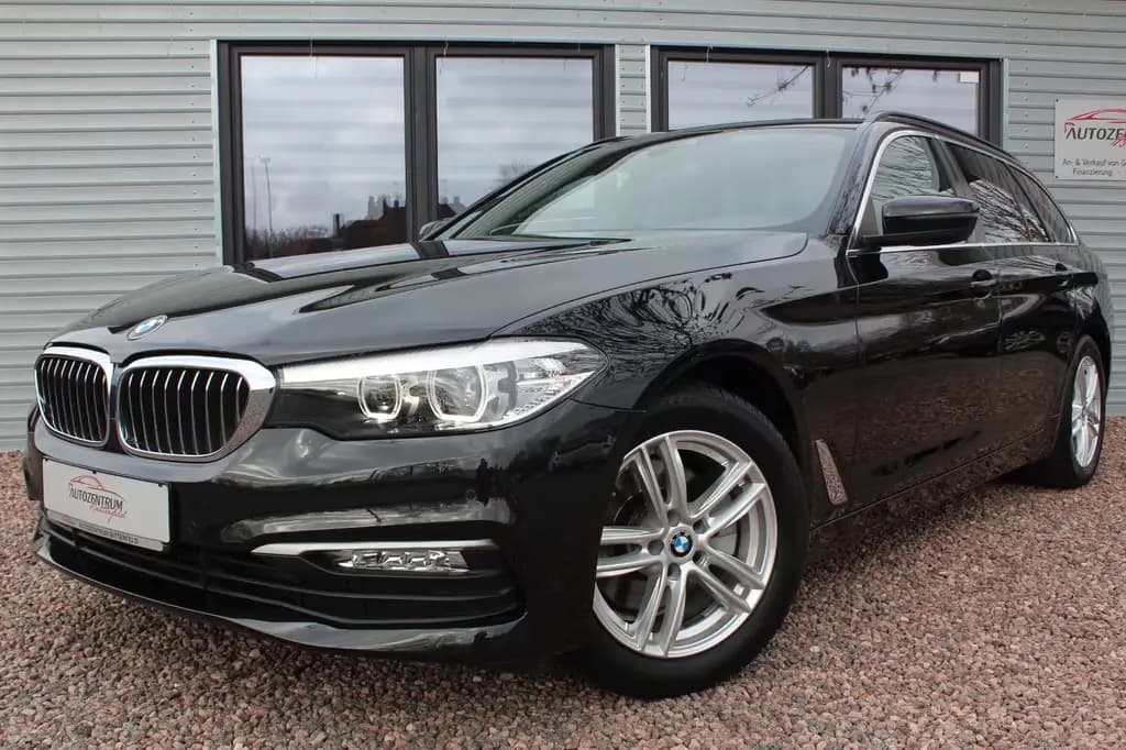 Main__Slider__Photo:BMW 520 d Touring*AHK*Leder*Top*HU/AU Neu*Scheckheft 06/2017-0