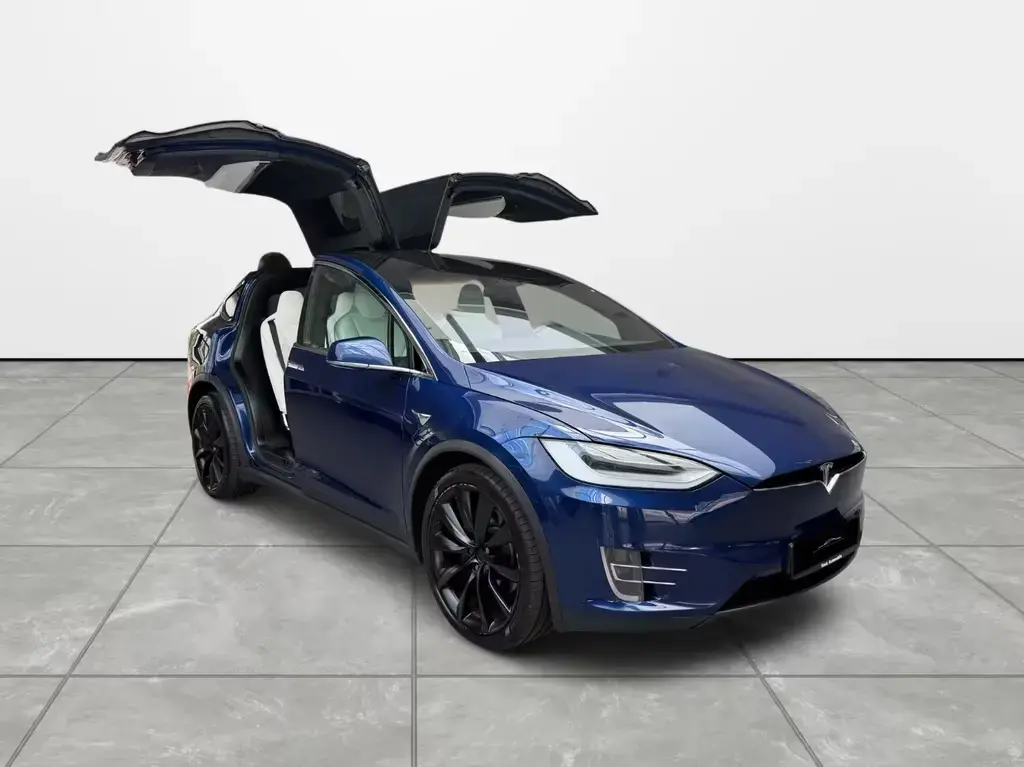 Main__Slider__Photo:Tesla Model X 90D*CCS*21"*LEDER WEISS*AHK*7 Sitze 09/2017-1