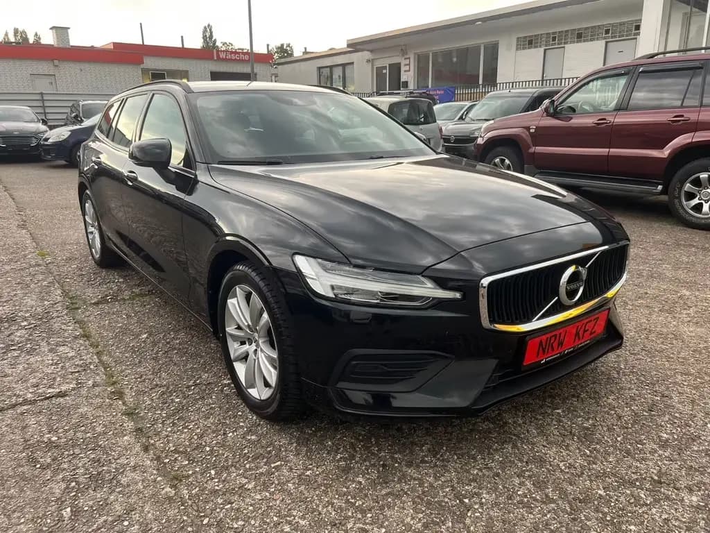 Main__Slider__Photo:Volvo V60 B4 D LED Navi Kamera SpurhalteASISTENT 10/2021-0