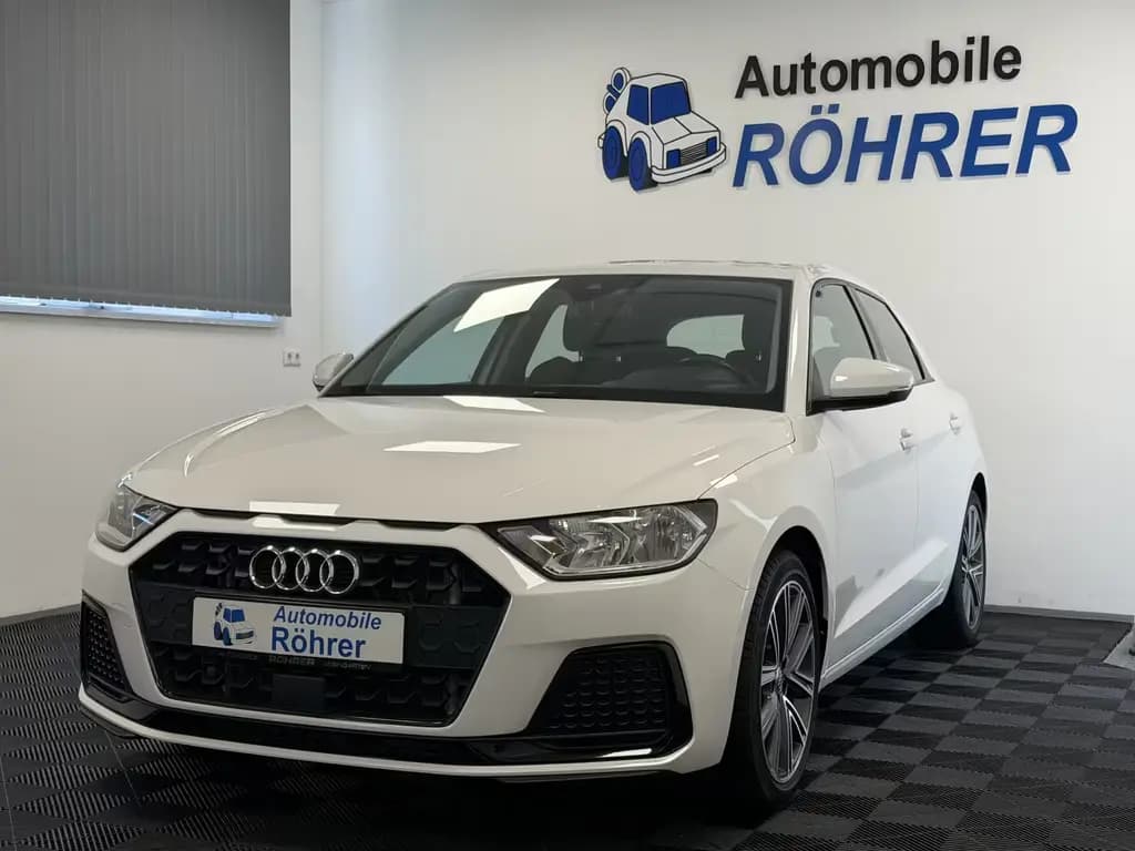 Main__Slider__Photo:Audi A1 Sportback 35 TFSI S-tronic advanced Virtual 03/2019-0