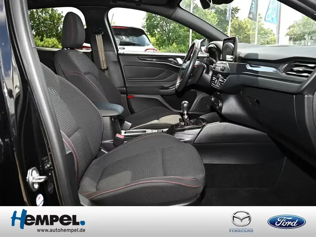 Main__Slider__Photo:Ford Focus 1.0 EcoBoost Hybrid ST-Line ACC LED PANO 09/2020-1