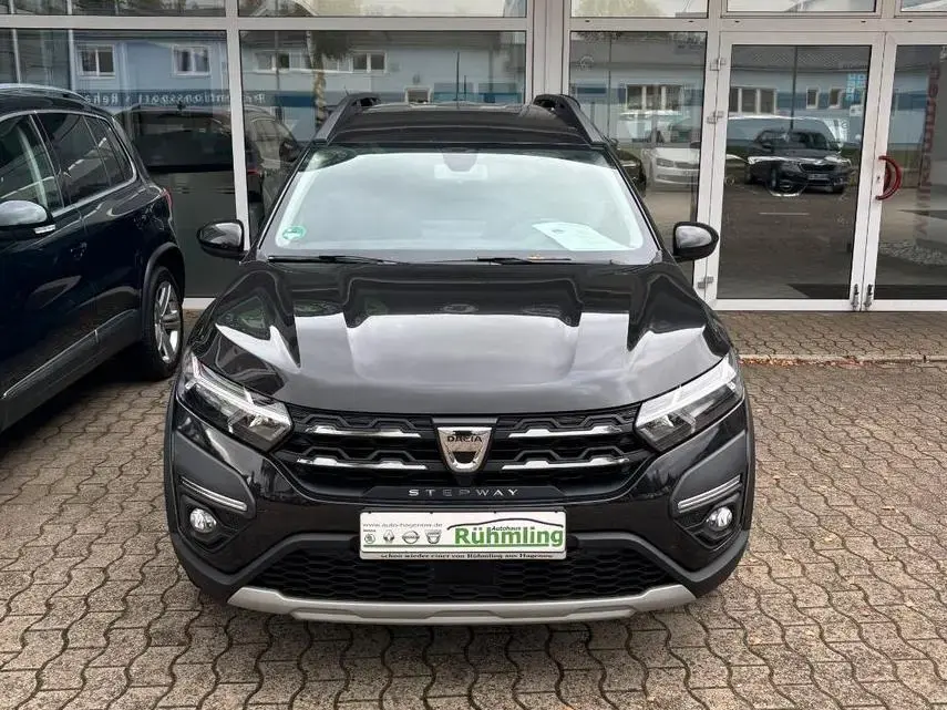 Main__Slider__Photo:Dacia Jogger Comfort NAVI, TEMPOMAT 03/2022-1