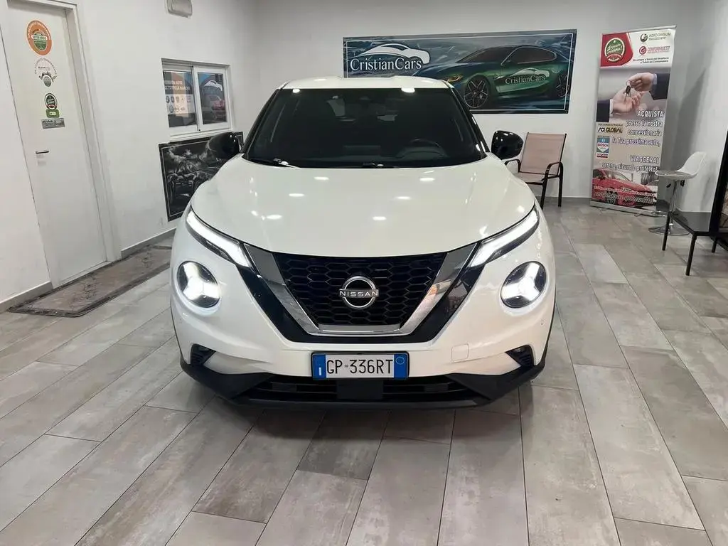 Main__Slider__Photo:Nissan Juke 1.0 DIG-T 114 CV N-Connecta 10/2023-1