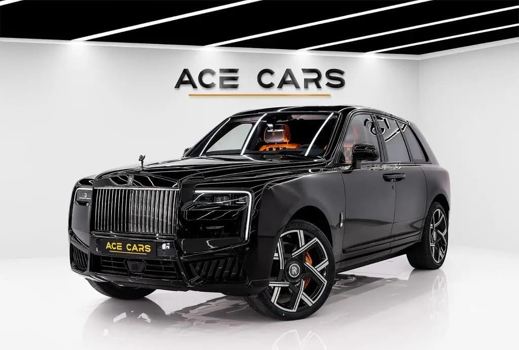 Main__Slider__Photo:Rolls-Royce Cullinan Black Badge Cullinan Gucci Full Prod 2026 null-0