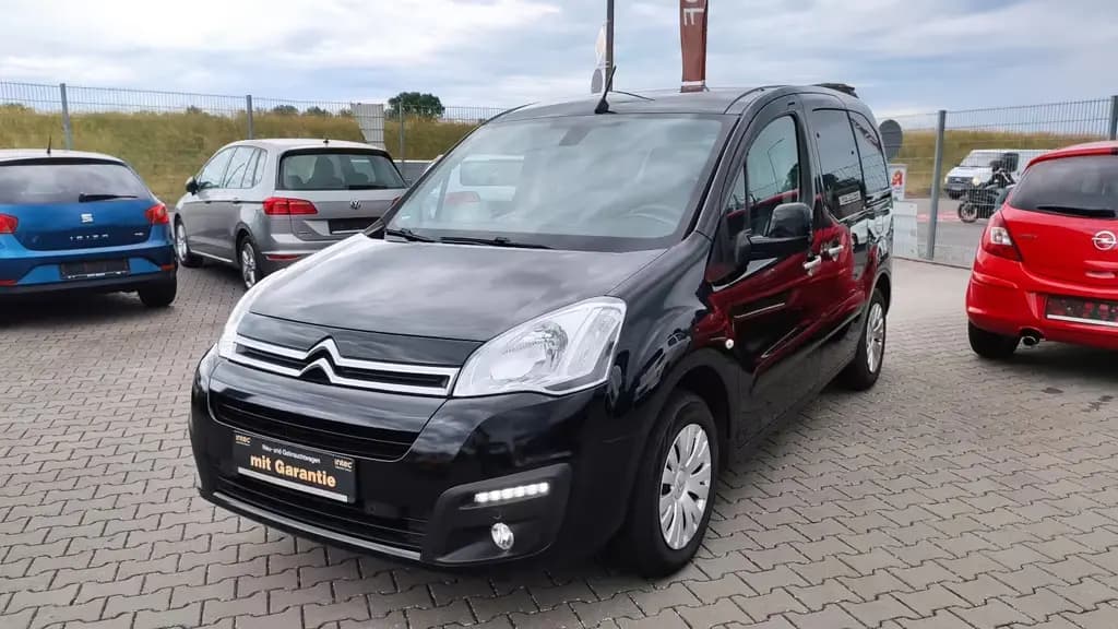 Main__Slider__Photo:Citroën Berlingo 4 Zylinder*Klimaauto*NAVI*BT*SHZ*FSE*SH 04/2016-0
