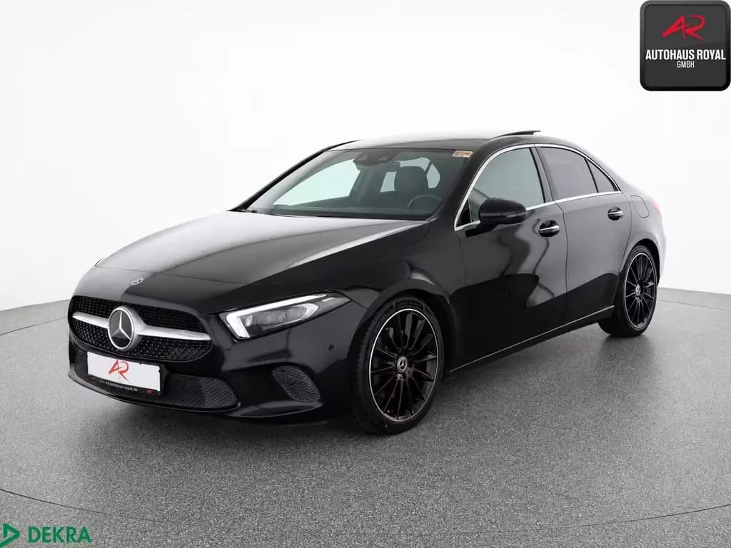 Main__Slider__Photo:Mercedes-Benz A 250 Limousine 4M AMG 19Z PANO,MULTIBEAM,DISTRO 06/2019-0