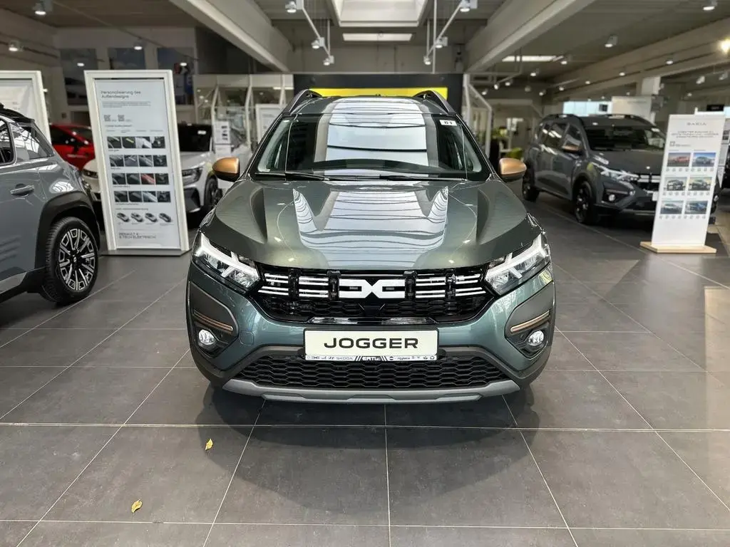 Main__Slider__Photo:Dacia Jogger Extreme TCe 110PS 05/2026-1