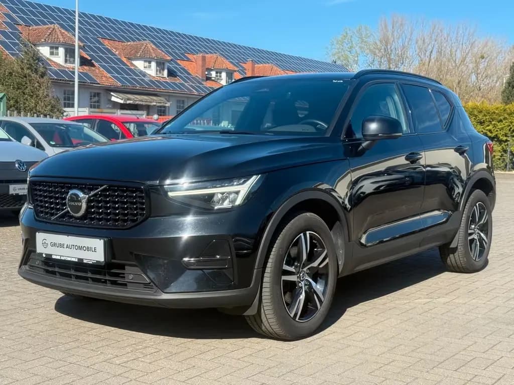 Main__Slider__Photo:Volvo XC40 B4 Plus Dark AUTOMATIK*LEDER* 12/2022-0