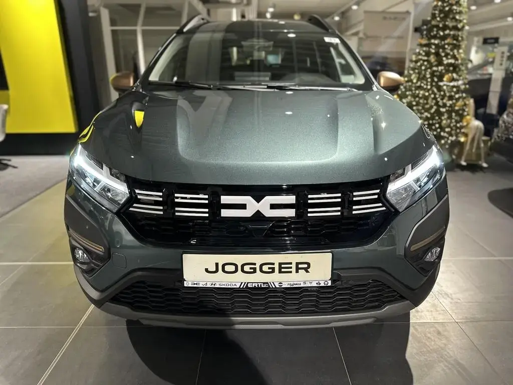 Main__Slider__Photo:Dacia Jogger Extreme TCe 110 Ersatzrad 05/2026-1