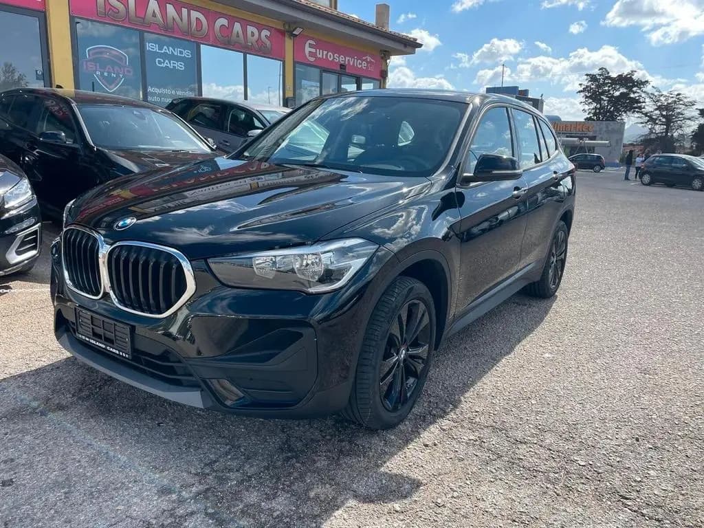 Main__Slider__Photo:BMW X1 Bmw X1 sDrive18d Advantage 04/2018-0