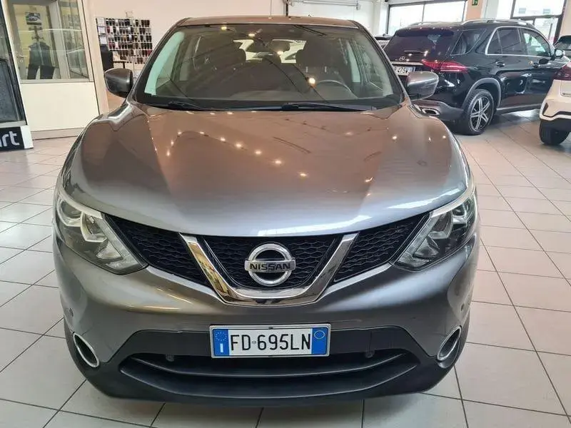 Main__Slider__Photo:Nissan Qashqai 1.5 dCi 110 Acenta 04/2016-1