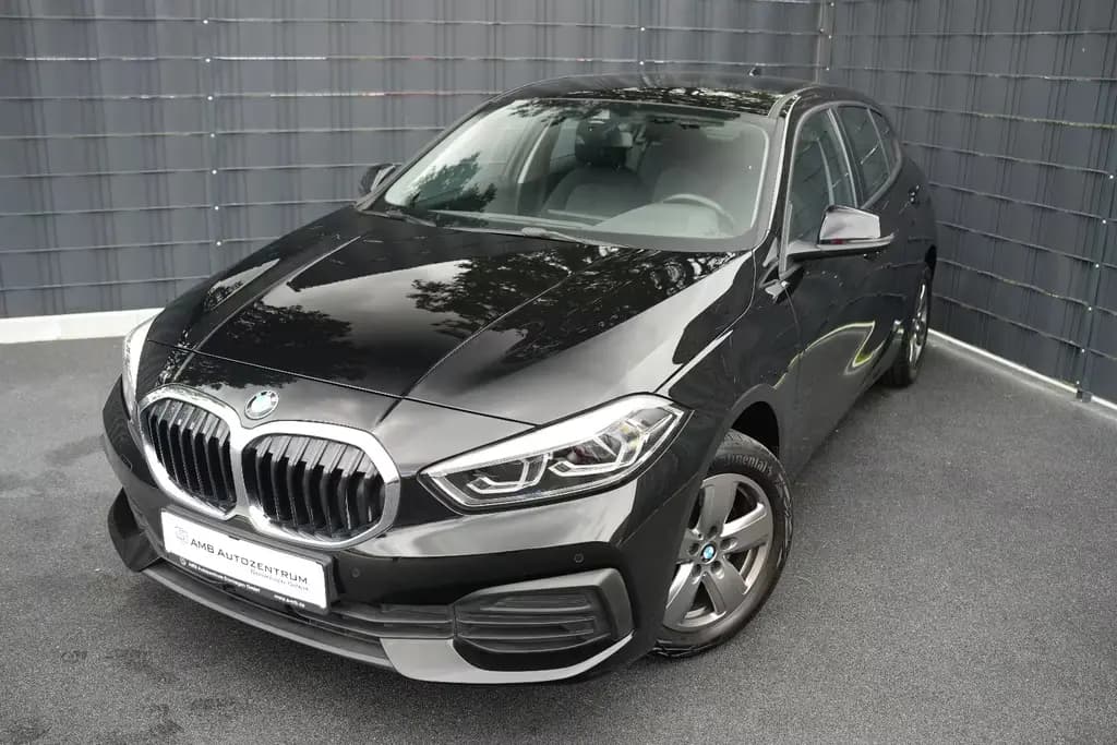 Main__Slider__Photo:BMW 118 i Aut. Advantage*LIVE*DAB*APPLE*LED*1HD*KLIMA 06/2023-0