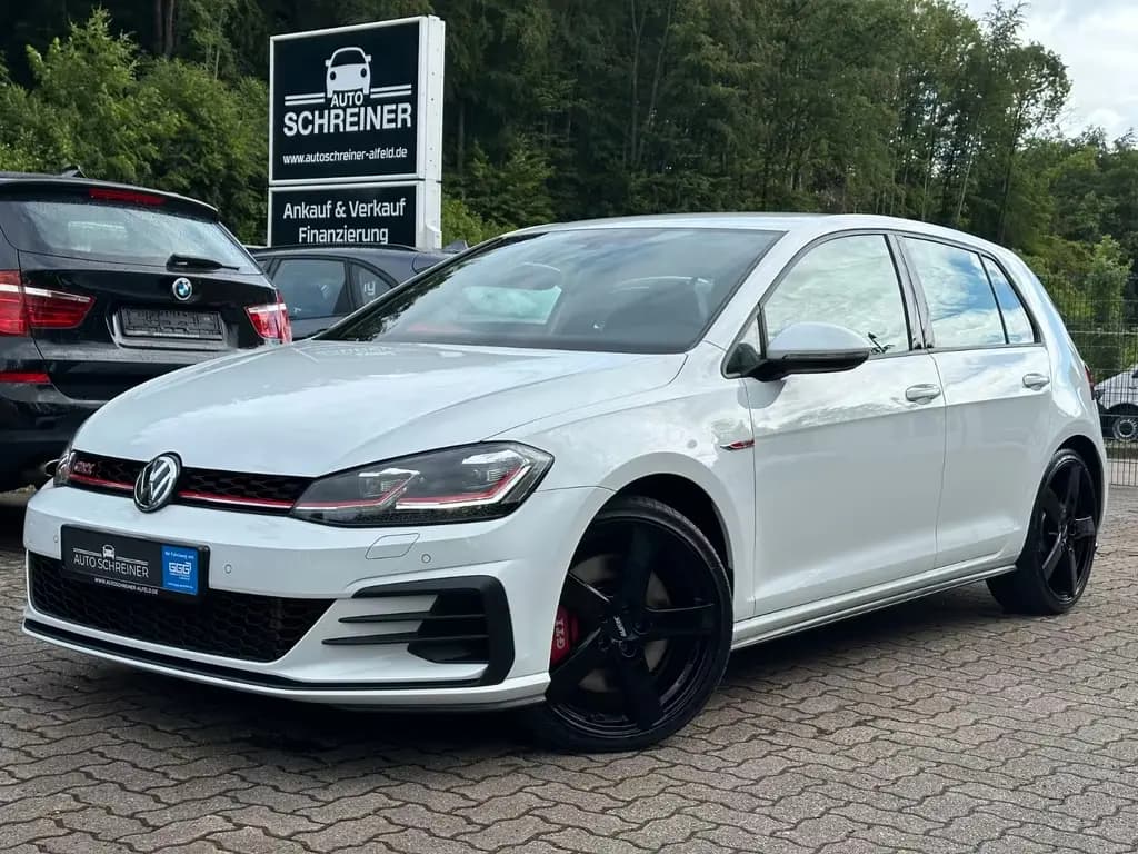 Main__Slider__Photo:Volkswagen Golf VII Lim. GTI Performance DSG LED SHZ 03/2020-0