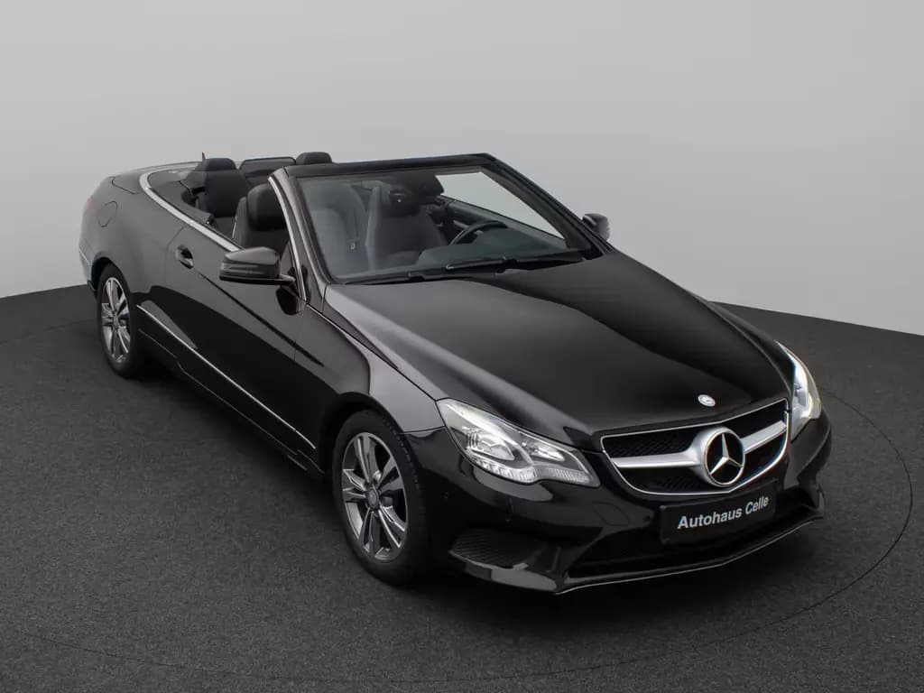 Main__Slider__Photo:Mercedes-Benz E 200 Cabrio LED Sitzhzg Navi PDC Tempomat Leder 04/2015-0