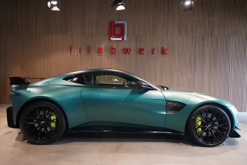 Main__Slider__Photo:Aston Martin V8 Vantage 4.0 F1 Edition *Racing Green*U-Frei* 02/2022-0
