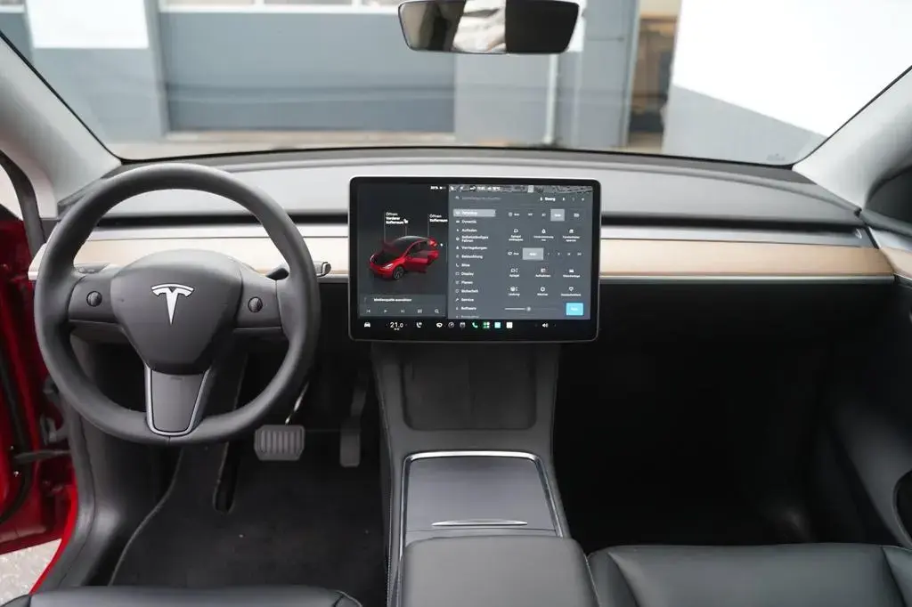 Main__Slider__Photo:Tesla Model Y Long Range AWD *AHK* 08/2022-1