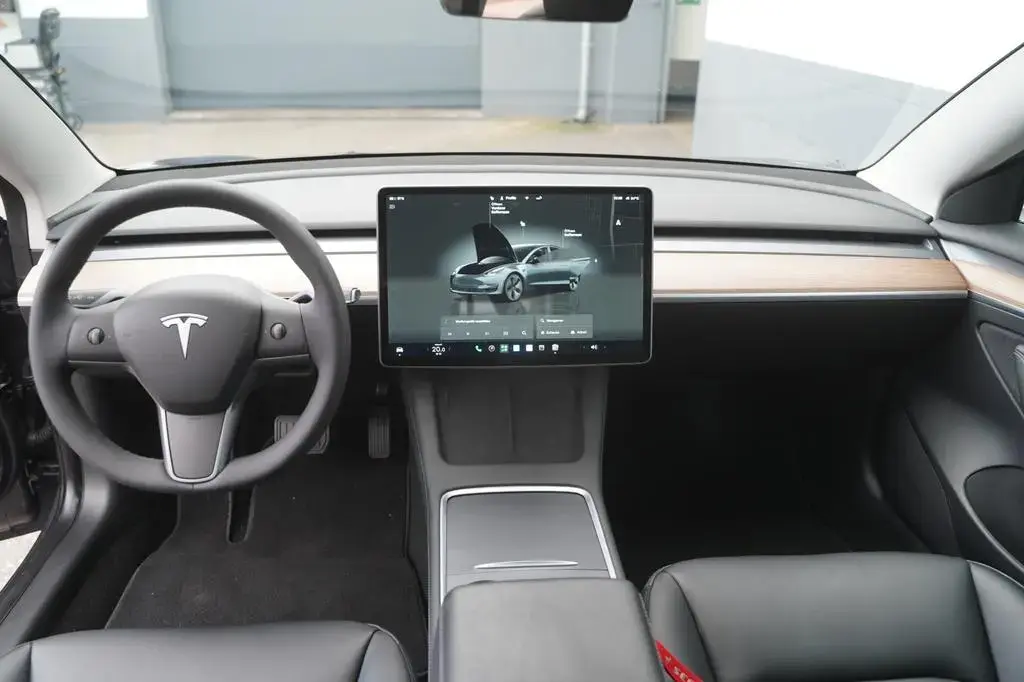 Main__Slider__Photo:Tesla Model 3 Long Range AWD  *AHK* 03/2022-1