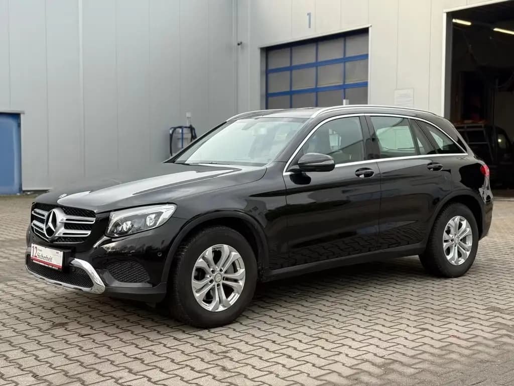 Main__Slider__Photo:Mercedes-Benz GLC 220 d 4Matic Garantie* 1.Hand* 01/2018-0