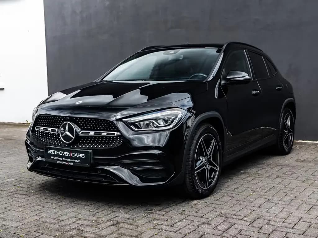 Main__Slider__Photo:Mercedes-Benz GLA 220 d 4Matic neues Mod. Leder Navi AMG LINE 08/2020-0