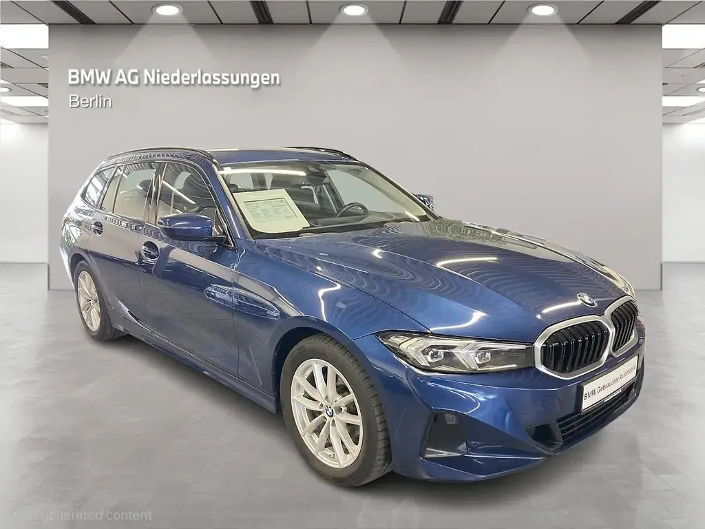 Main__Slider__Photo:BMW 318 d Touring LiveCockpitProf DA PDC Alarm 01/2024-1