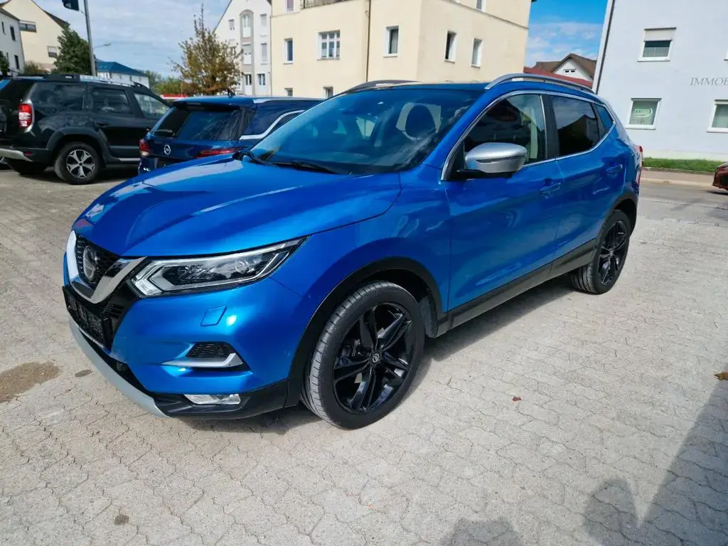 Main__Slider__Photo:Nissan Qashqai 1.3 DIG-T,N-CONECTA,Navi,AHK,Pano,360°Cam 03/2019-1
