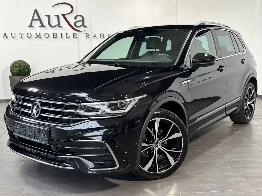 Main__Slider__Photo:Volkswagen Tiguan 1.5 TSI DSG R-Line NAV+LED+AHK+20ZOLL+KAM 10/2021-1