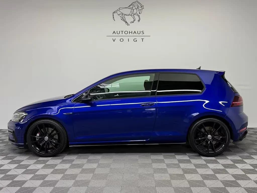 Main__Slider__Photo:Volkswagen Golf R|4Motion|Active-Info|Akra|DYNAUDIO|DCC| 02/2019-0