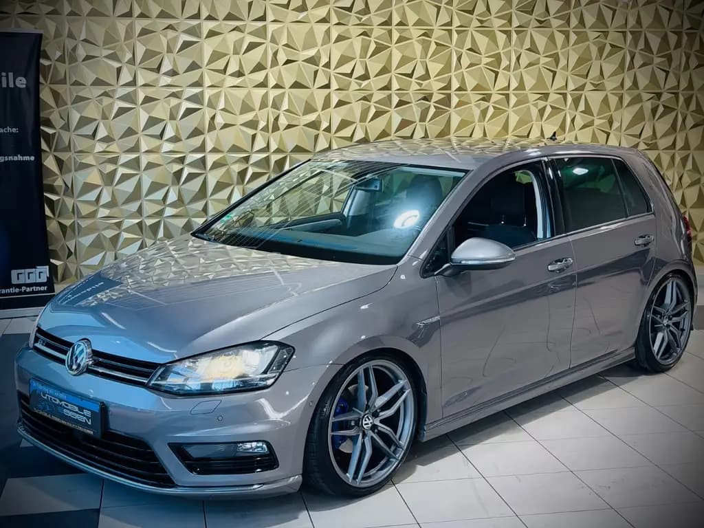 Main__Slider__Photo:Volkswagen Golf VII Lim.|R-LINE|NAVI|XENON|DYNAUDIO|LED| 10/2014-0