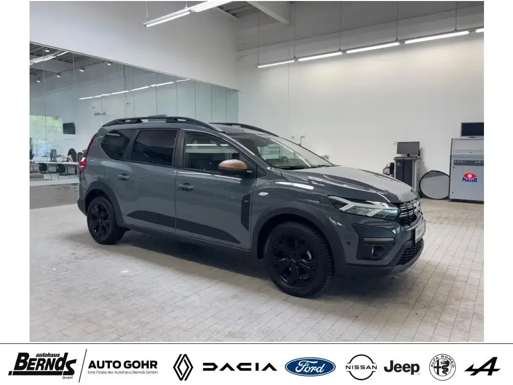 Main__Slider__Photo:Dacia Jogger TCe 110 7-SITZER Extreme+ KLIMAAUTOM. NAV 12/2024-1