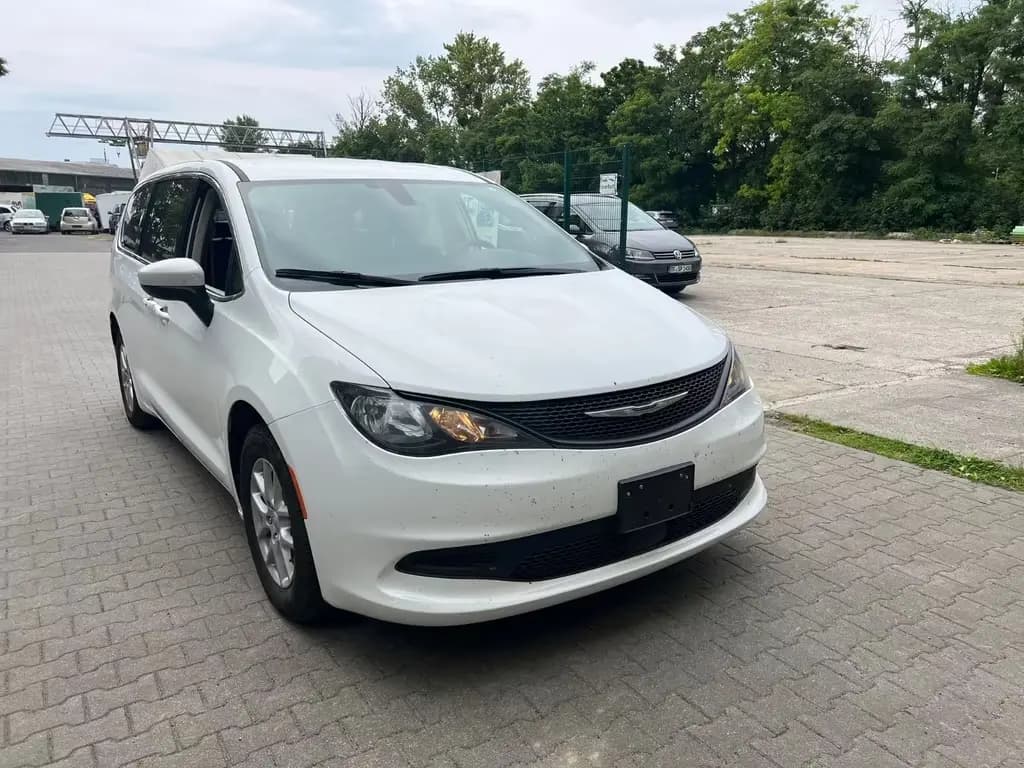 Main__Slider__Photo:Chrysler Pacifica 05/2022-0