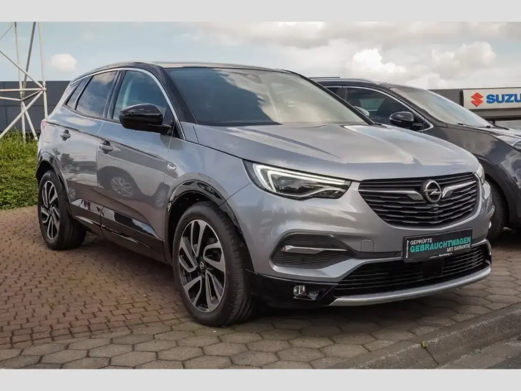 Main__Slider__Photo:Opel Grandland (X) Grandland X Ultimate 1.2 KlimaSitze MemorySitz 06/2018-1