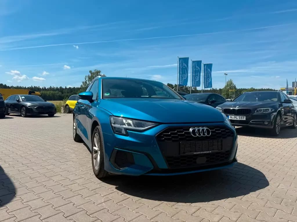 Main__Slider__Photo:Audi A3 Sportback /2-Zonen-Klima/SHZ/PDC/TEMP/LED/TÜV 03/2022-0
