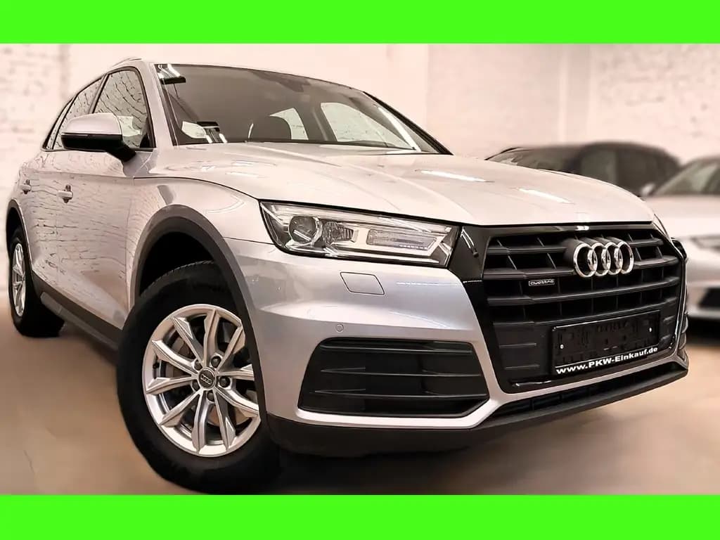 Main__Slider__Photo:Audi Q5 2.0 TFSI quattro S-tronic 83oookm LED Kamera 10/2017-0