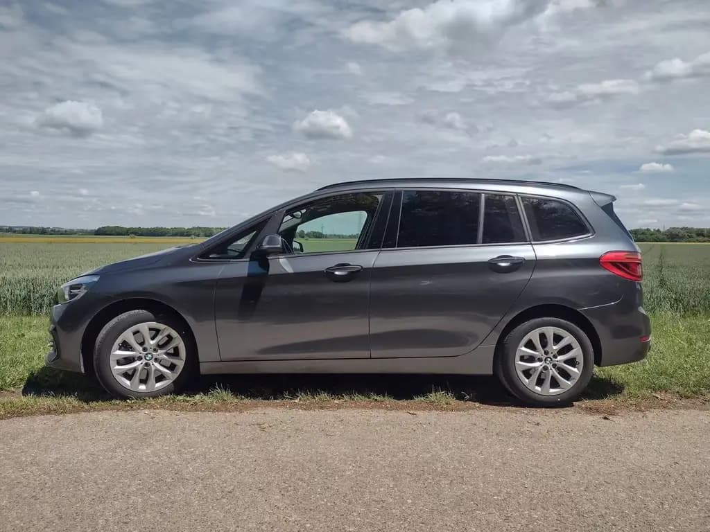 Main__Slider__Photo:BMW 218 Gran Tourer 218d Gran Tourer  Advantage  Navi Park.Assist. 03/2019-0