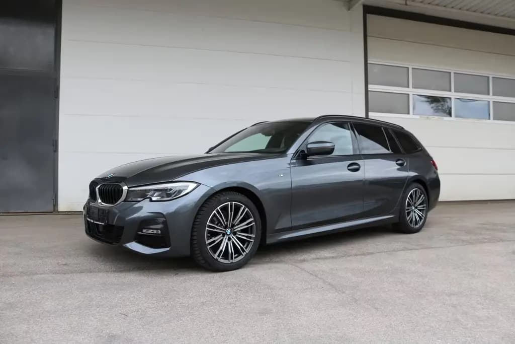 Main__Slider__Photo:BMW 320 d xDrive Tour.*M Sport.*Laserlicht*Head-Up* 06/2021-0