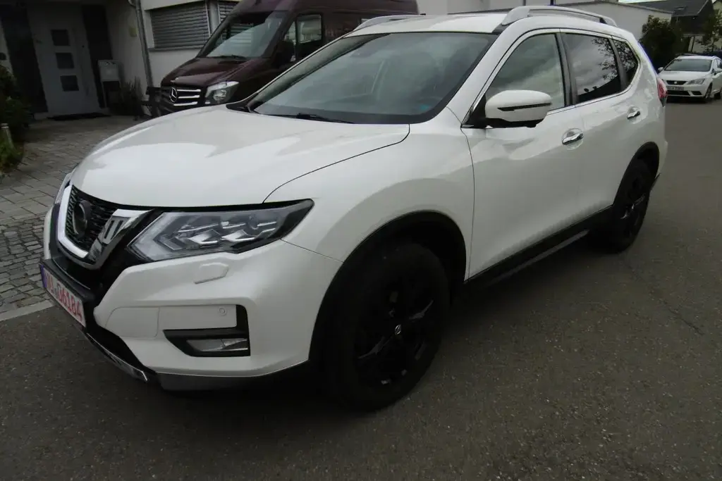 Main__Slider__Photo:Nissan X-Trail 1.3 DIG-T, LED,NAVi,Kamera 360°,1.Hand, 07/2020-1