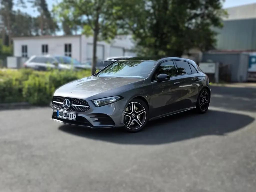 Main__Slider__Photo:Mercedes-Benz A 250 AMG Line/ Night-Paket/ Pano. SHD/ Euro 6d- 02/2019-0