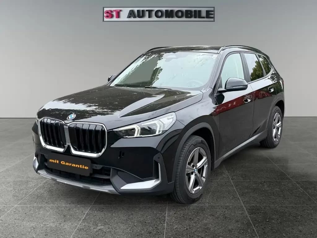 Main__Slider__Photo:BMW X1 18 i sDrive-Kamera-Automatik-Navi-1.Hand 02/2023-0