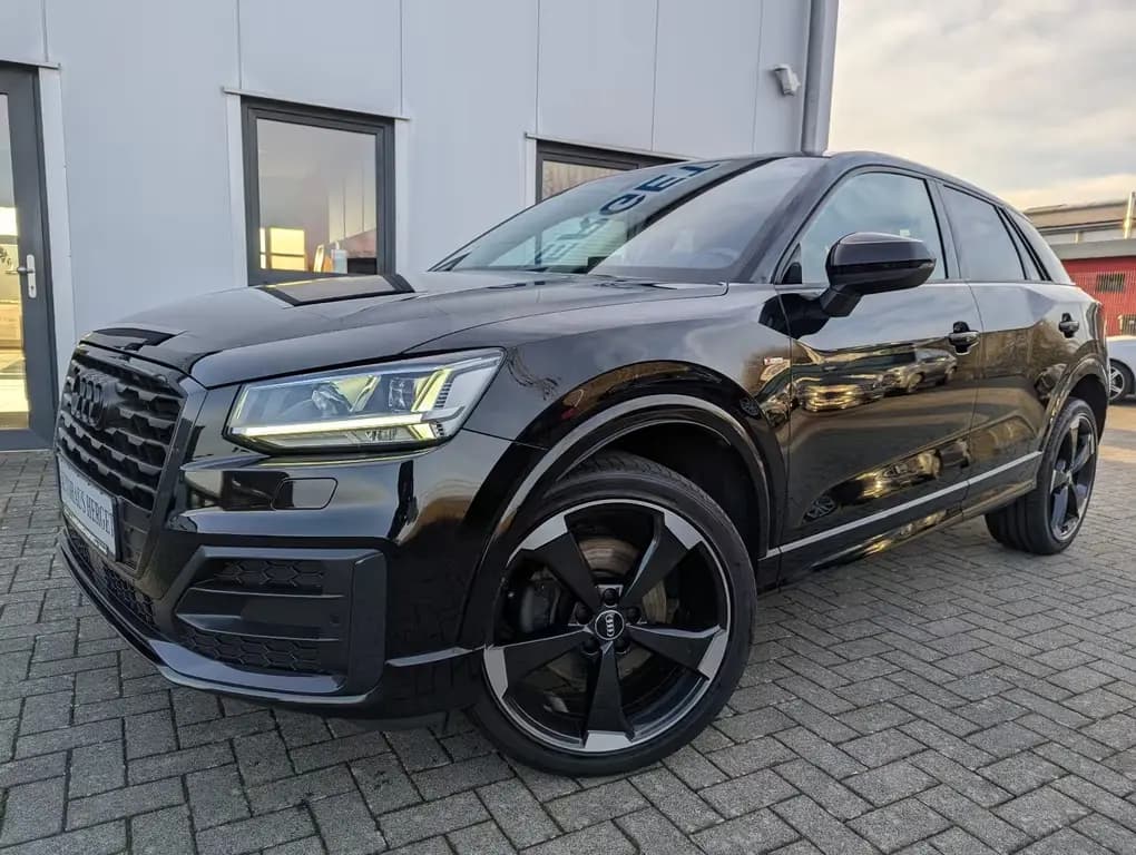 Main__Slider__Photo:Audi Q2 35 TFSI S-Line 06/2019-0