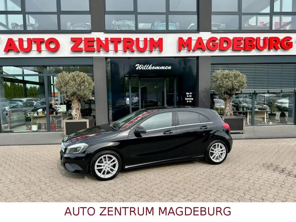 Main__Slider__Photo:Mercedes-Benz A 180 BlueEff.* 2.HAND*NAVI*XEN*PDC*TEILLEDER* 06/2014-0