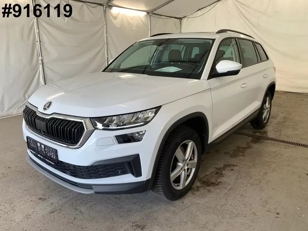 Main__Slider__Photo:Skoda Kodiaq 7-SITZER/ACC/VIRTUAL/KAMERA/PANO/STANDHZ 02/2023-0