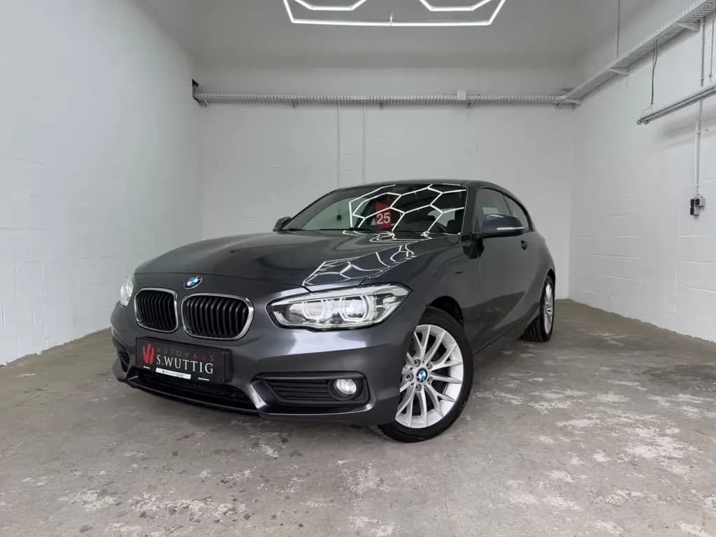 Main__Slider__Photo:BMW 116 i Advantage+LED+M SPORT+SITZHEIZUNG+ 12/2015-0