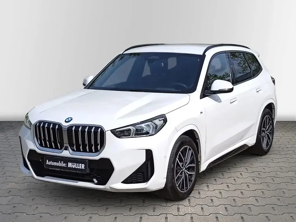 Main__Slider__Photo:BMW X1 sDrive18d MSport+HUD+AHK+ACC+KAMERA+ADT. LED+ 04/2023-1