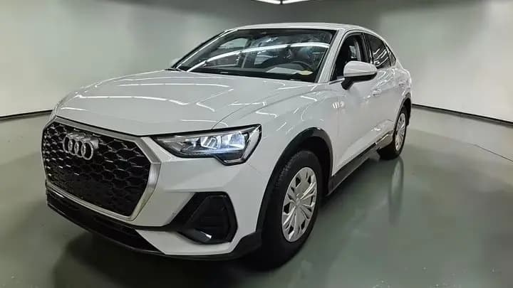 Main__Slider__Photo:Audi Q3 Sportback 35 TFSI VIRTUAL*LED*LEDER*360 KAM 03/2023-0