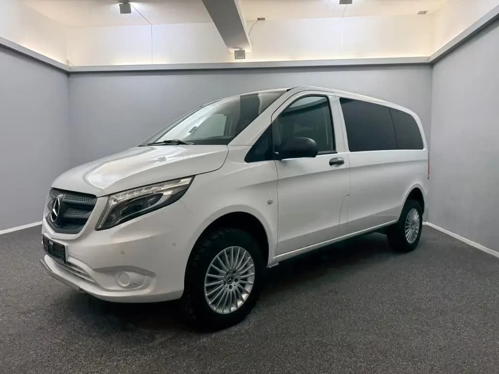 Main__Slider__Photo:Mercedes-Benz Vito Tourer 119 Kompakt*IGLHAUT ALLRAD*NP 93.000 09/2019-0