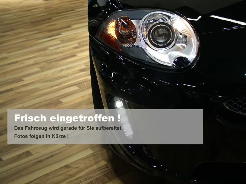 Main__Slider__Photo:Audi Q3 °SPORT°XENON°KAMERA°SHZ°TEMPOMAT°NAVI°RENTNER° 07/2015-0